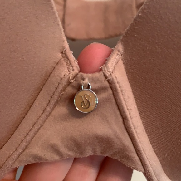 EUC Body by VS Lined Perfect Coverage Bra 34D - Picture 2 of 4